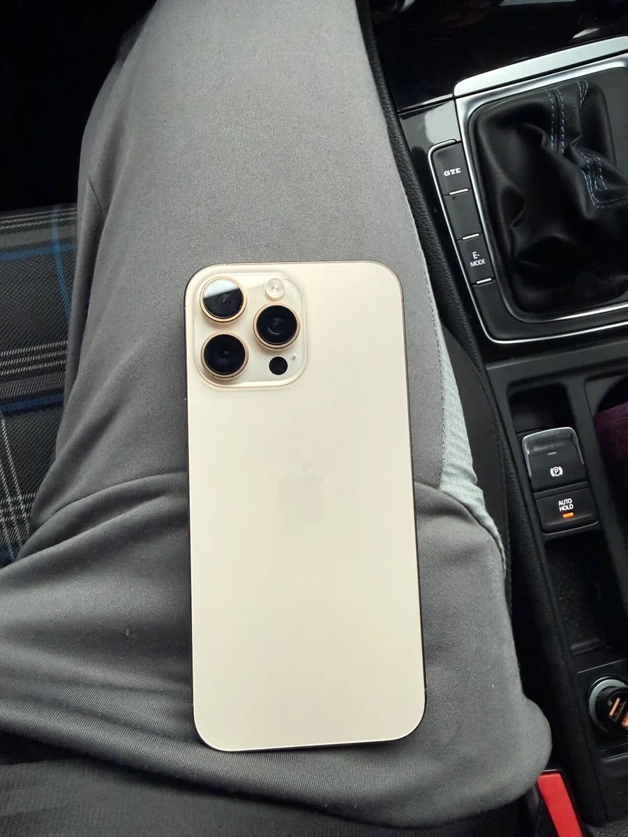 iPhone 16 pro max 256GB - Image 3