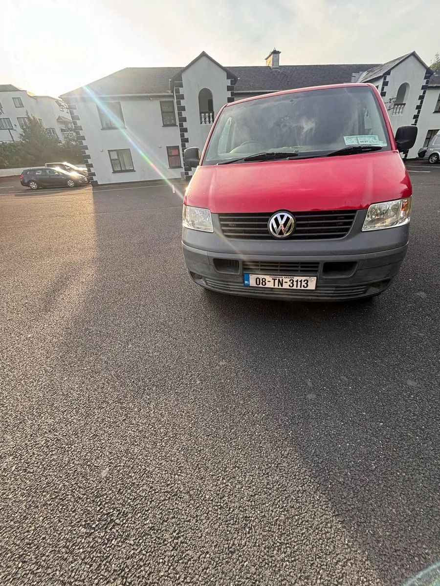 Volkswagen transporter 2.5 red DI 2008 - Image 3
