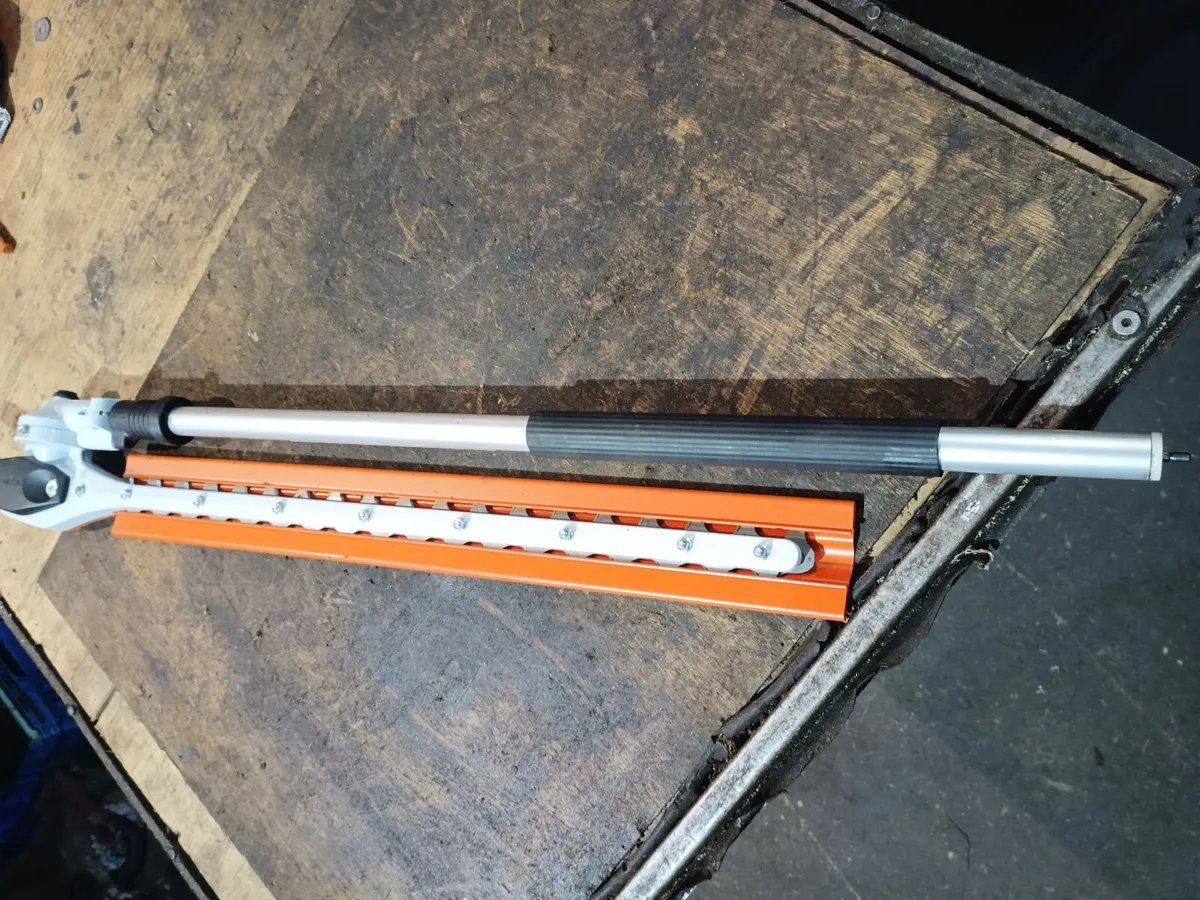 Stihl hedge cutter - Image 1