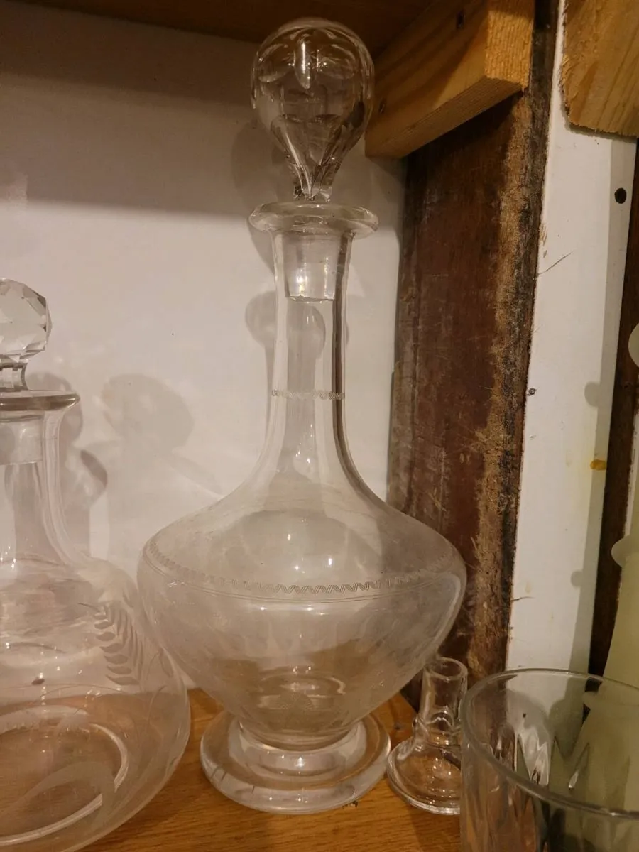 10 Vintage decanters 10 eu.each - Image 4