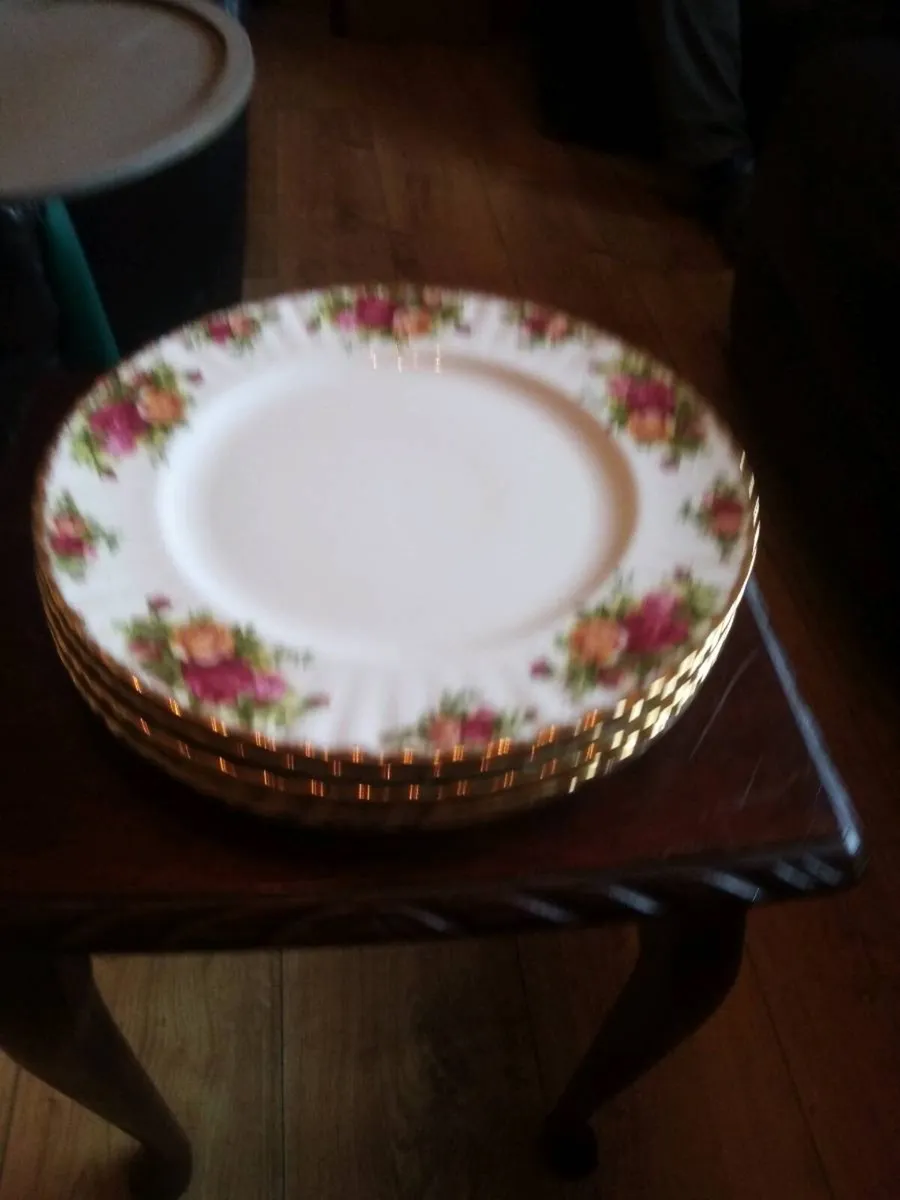 Old country rose - Image 3