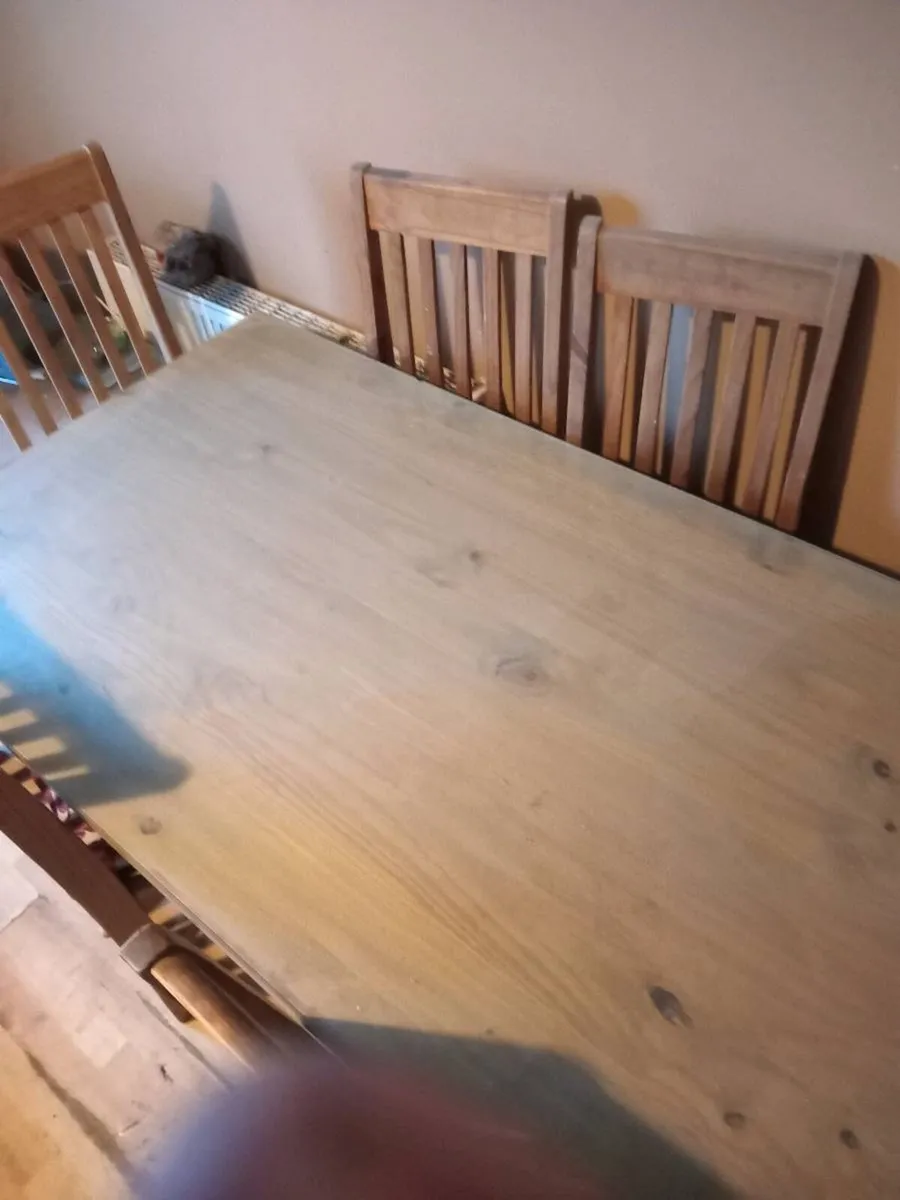Table and 6 chairs