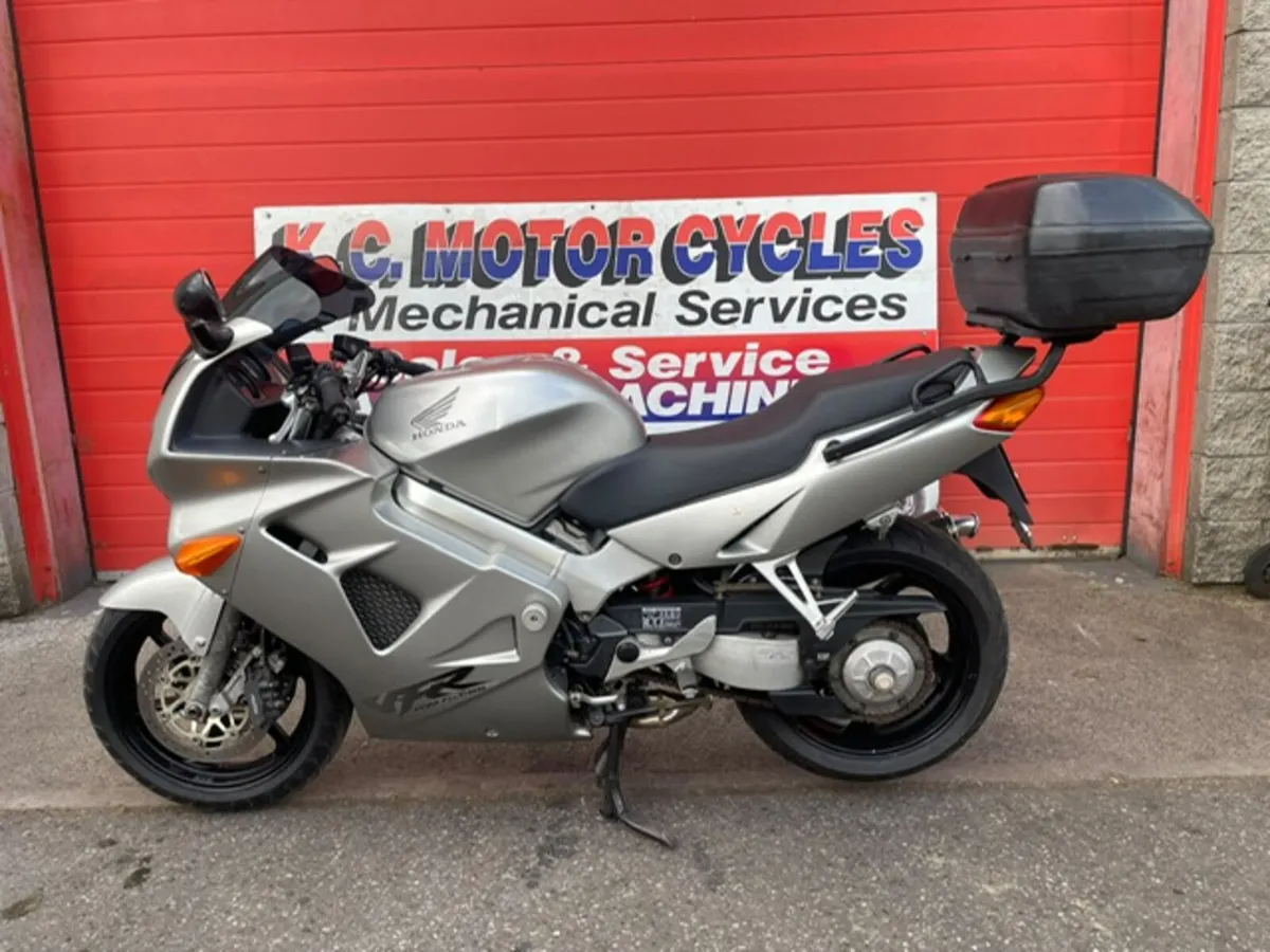 Honda VFR 800 !! TRADE SALE !! - Image 2