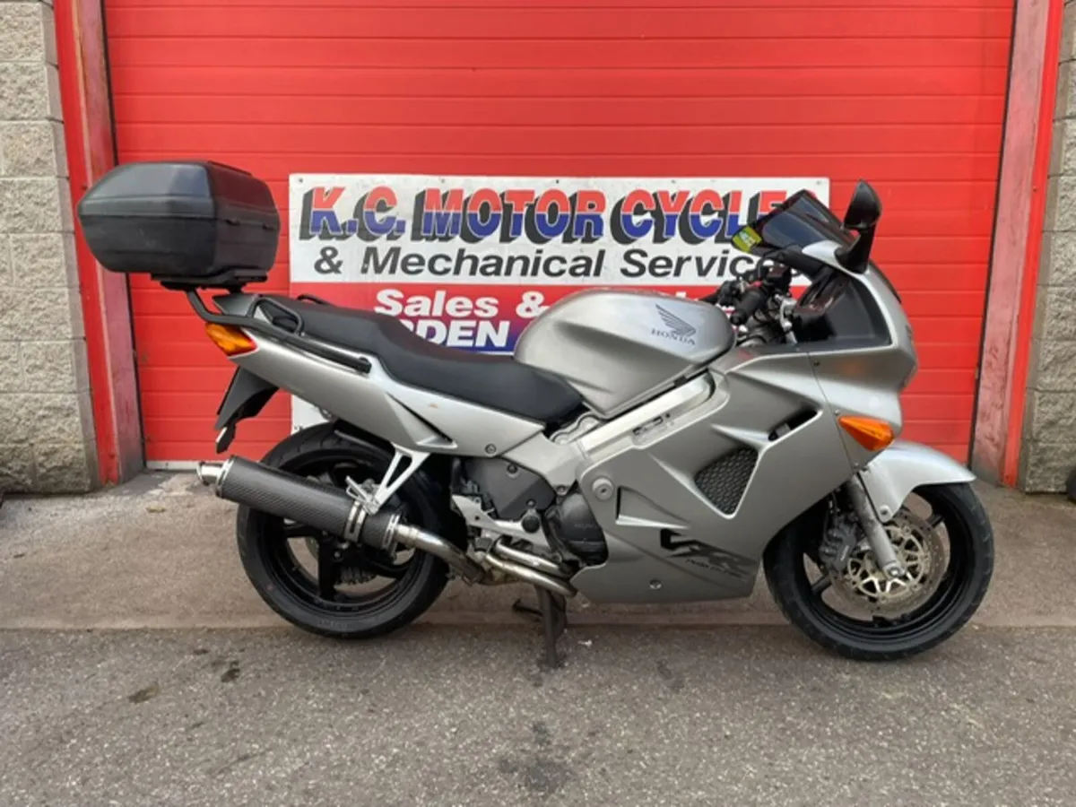 Honda VFR 800 !! TRADE SALE !! - Image 4