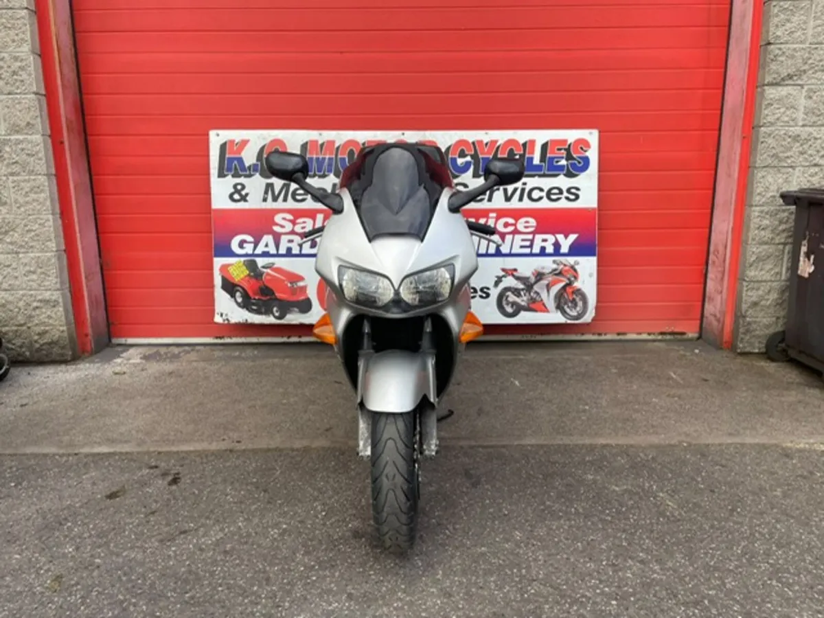 Honda VFR 800 !! TRADE SALE !! - Image 3