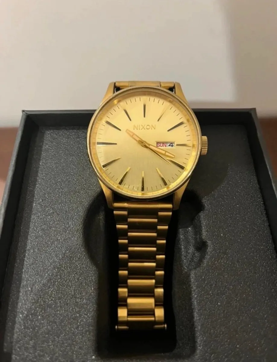 Nixon Sentry SS Gold Watch - Image 1