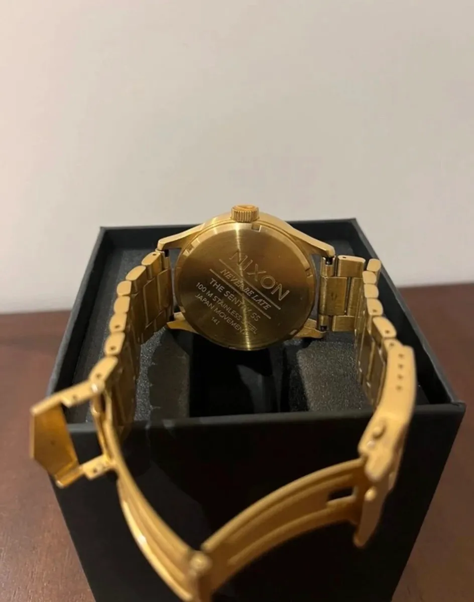 Nixon Sentry SS Gold Watch - Image 4