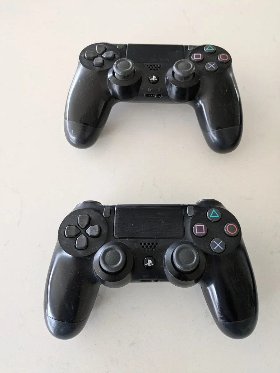 Playstation 4 - Image 2