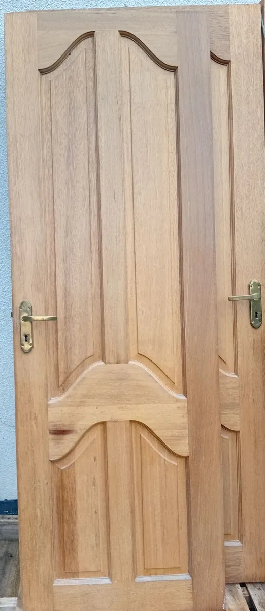 Internal doors - Image 1