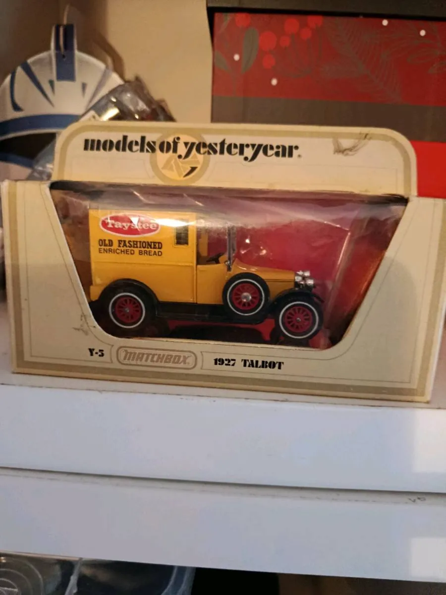 Matchbox lot - Image 1