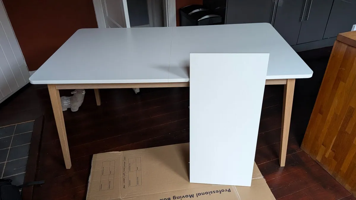 Kitchen table - Image 3