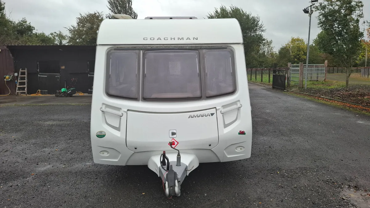 Coachman Amara 6 Berth Caravan - Image 2