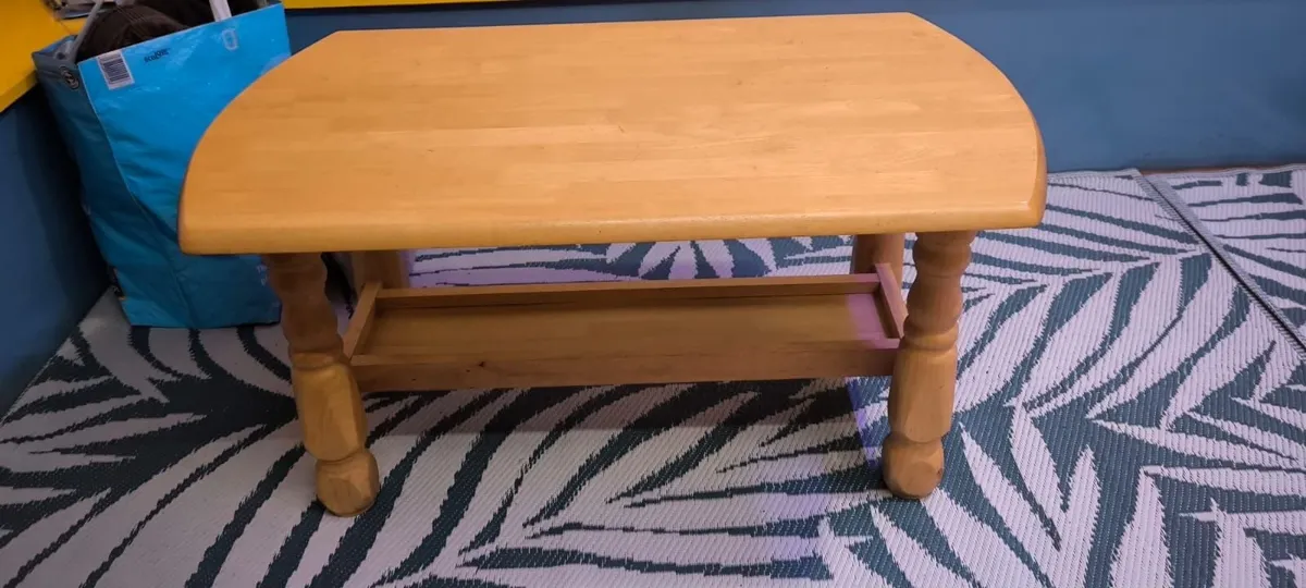 3 Coffee Tables - Image 1