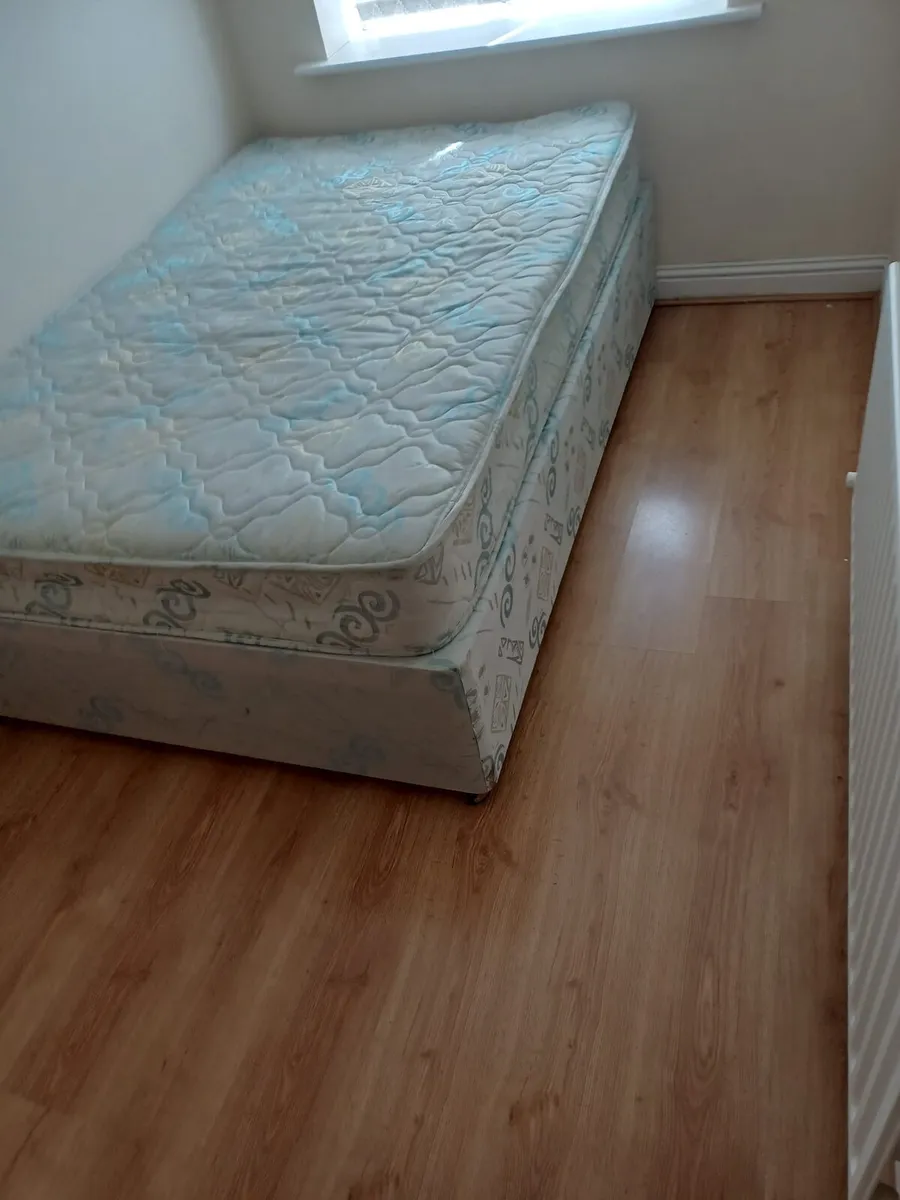 Mattress - Image 2
