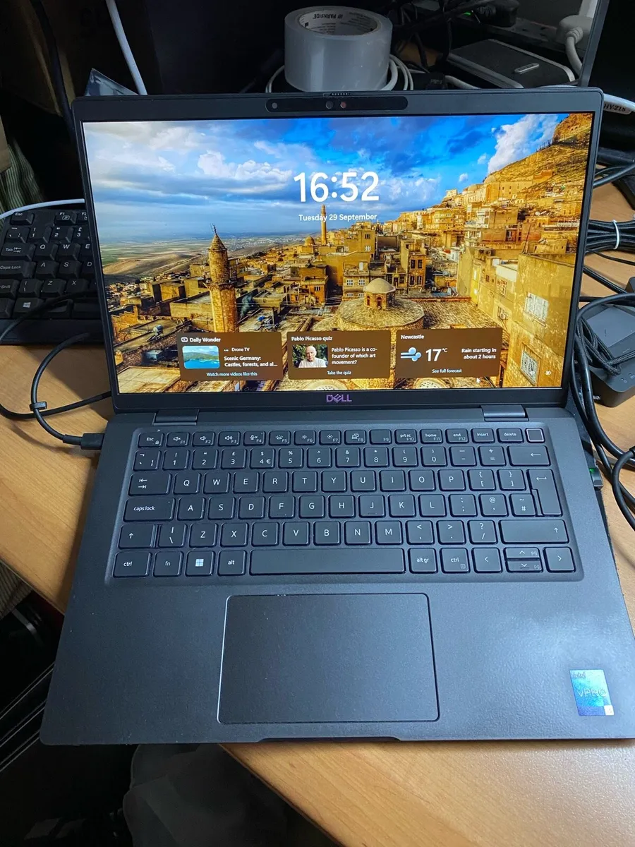 Dell latitude 7430 i5 pro 12 generation - Image 1
