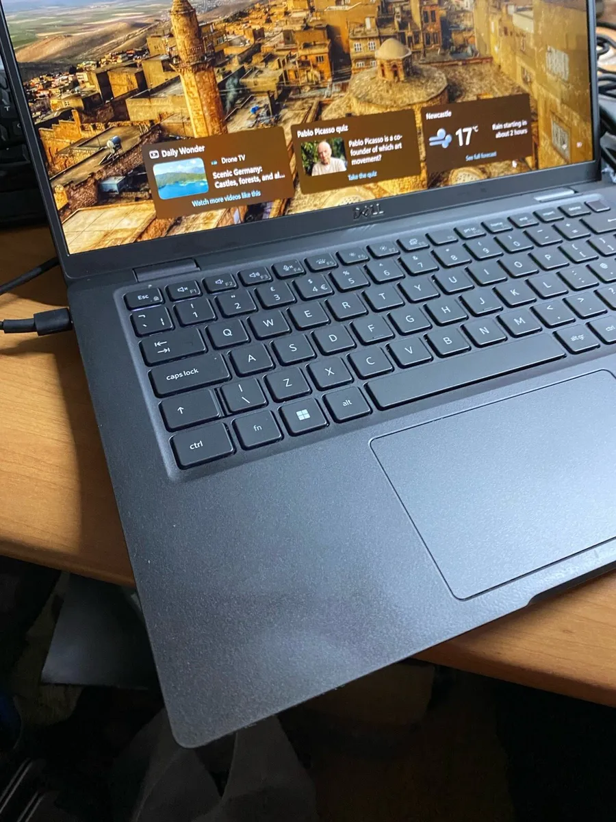 Dell latitude 7430 i5 pro 12 generation - Image 3