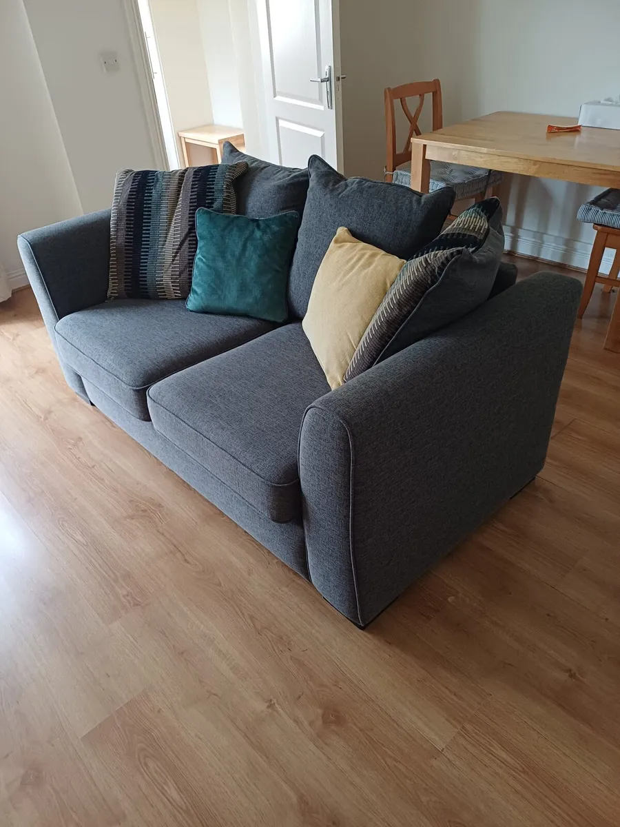 Settee - Image 2