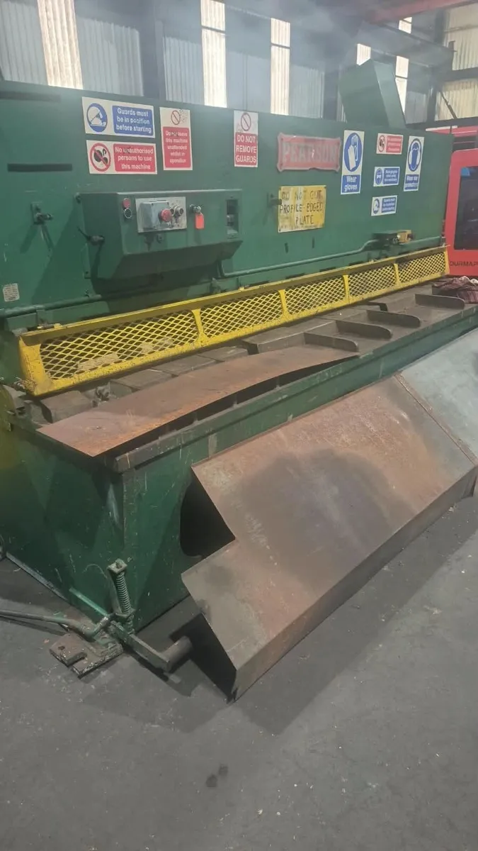 Pearson 3Mtr x 10mm Guillotine