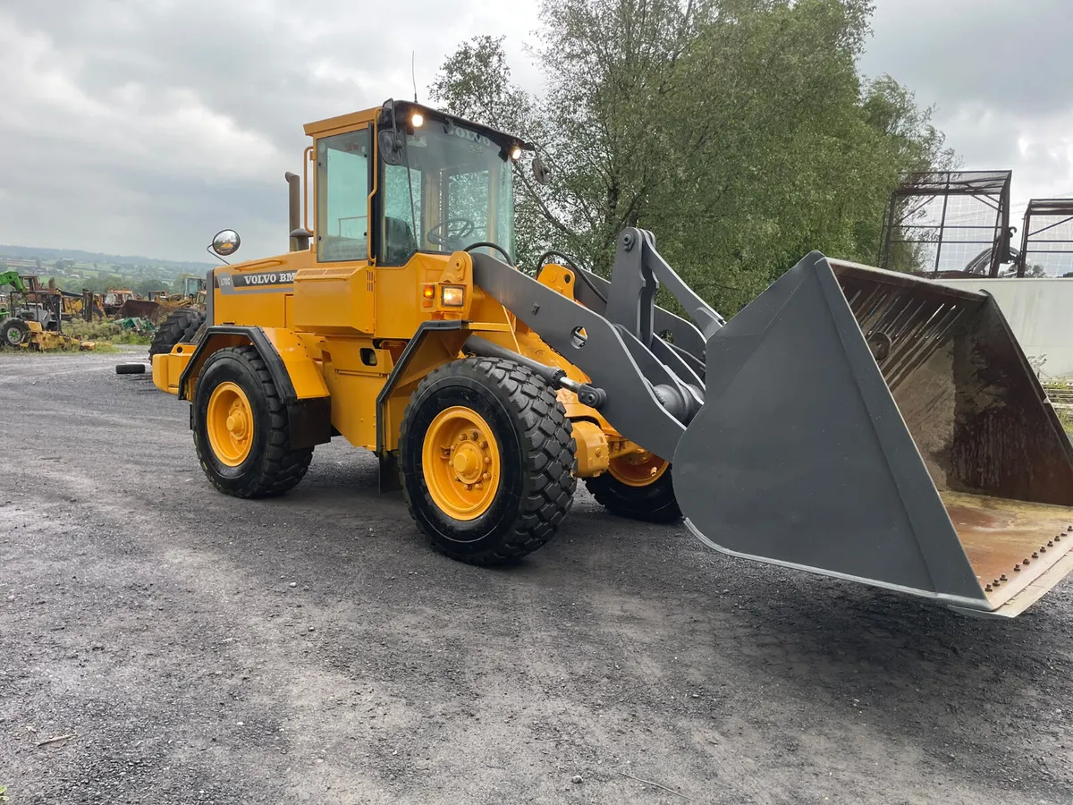 Volvo L70C Loading Shovel - Image 2