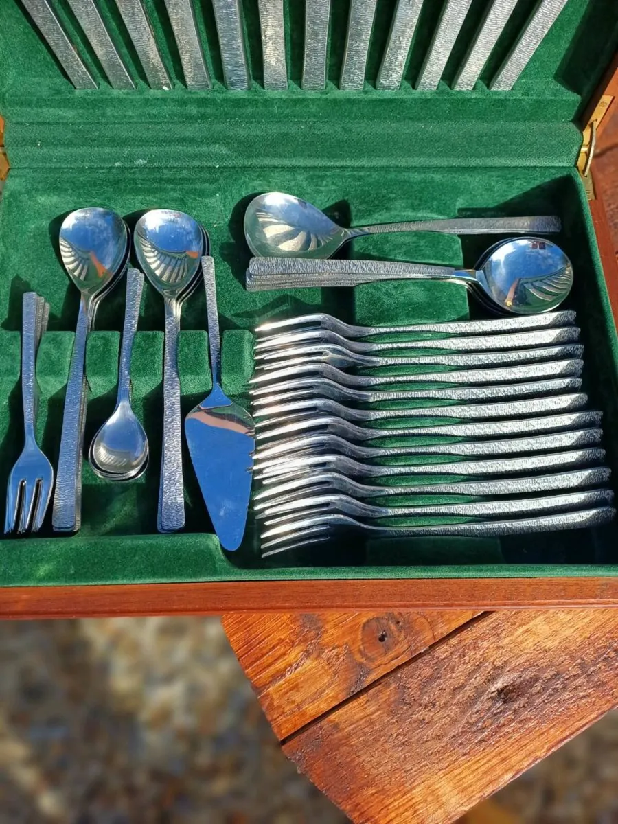 1960s Viners Stainless Steel Cutlery Set - Image 2