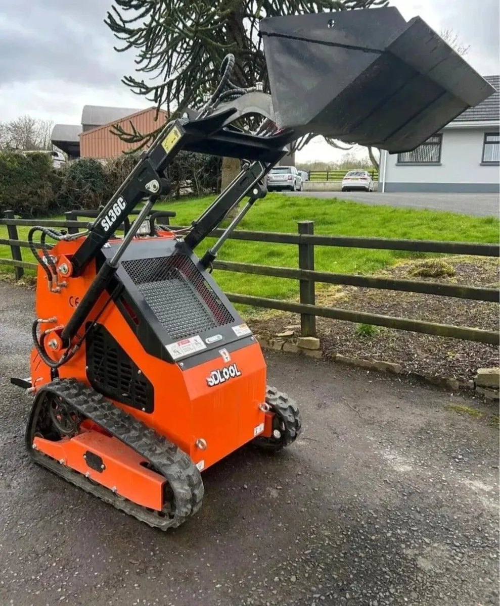 SD LOOL TRACKED DIESEL SKIDSTEER - Image 2