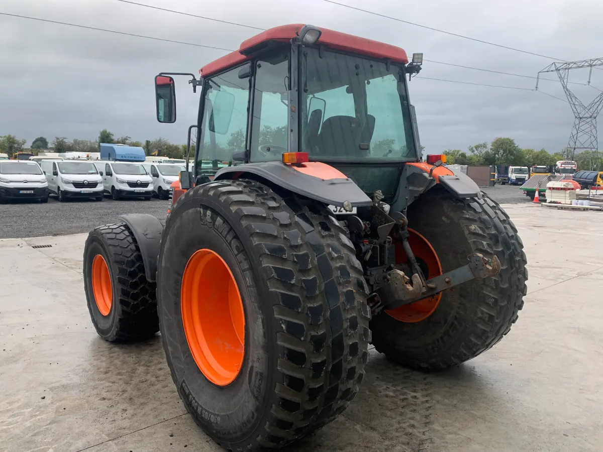UNRESERVED 2007 KUBOTA ME8200 4WD TRACTOR FOR AUCT - Image 3