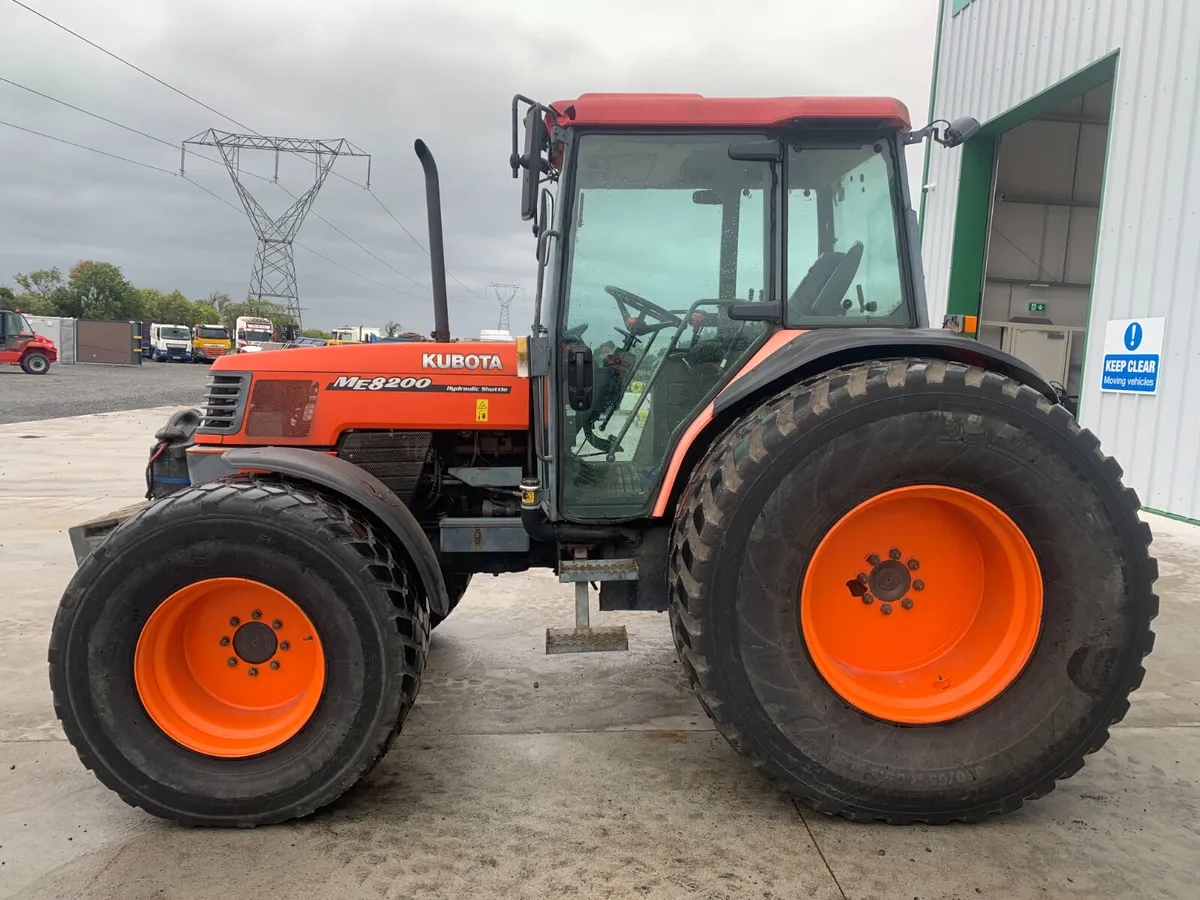 UNRESERVED 2007 KUBOTA ME8200 4WD TRACTOR FOR AUCT - Image 2