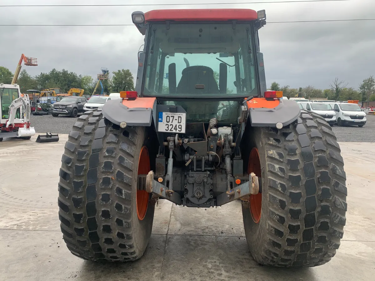 UNRESERVED 2007 KUBOTA ME8200 4WD TRACTOR FOR AUCT - Image 4