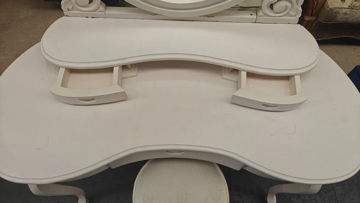 White Dressing Table + Stool - Image 4