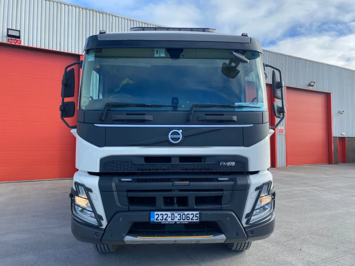 2023 Volvo FMX 420 - Image 3