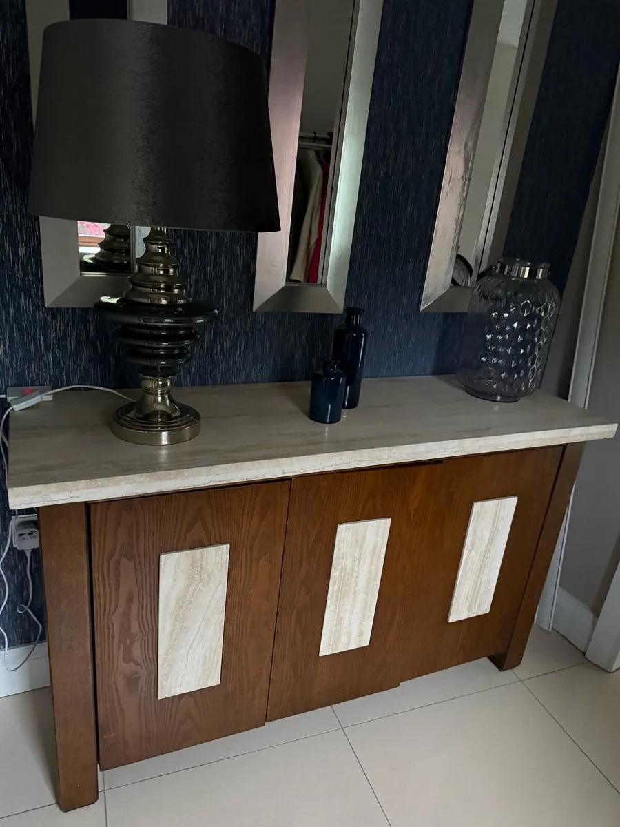 Bedroom furniture - Image 2