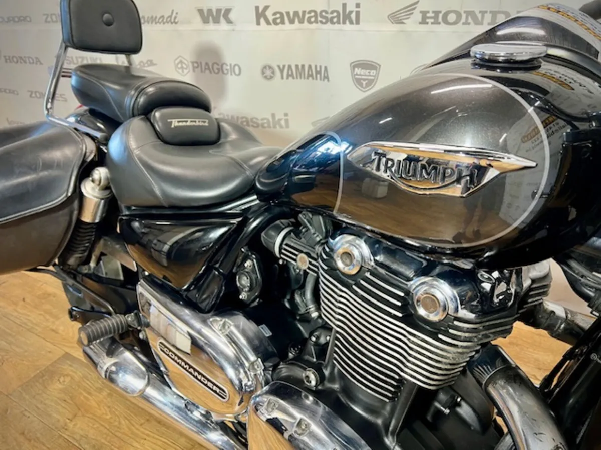 PRE-OWNED Triumph Thunderbird 2014 - Image 4