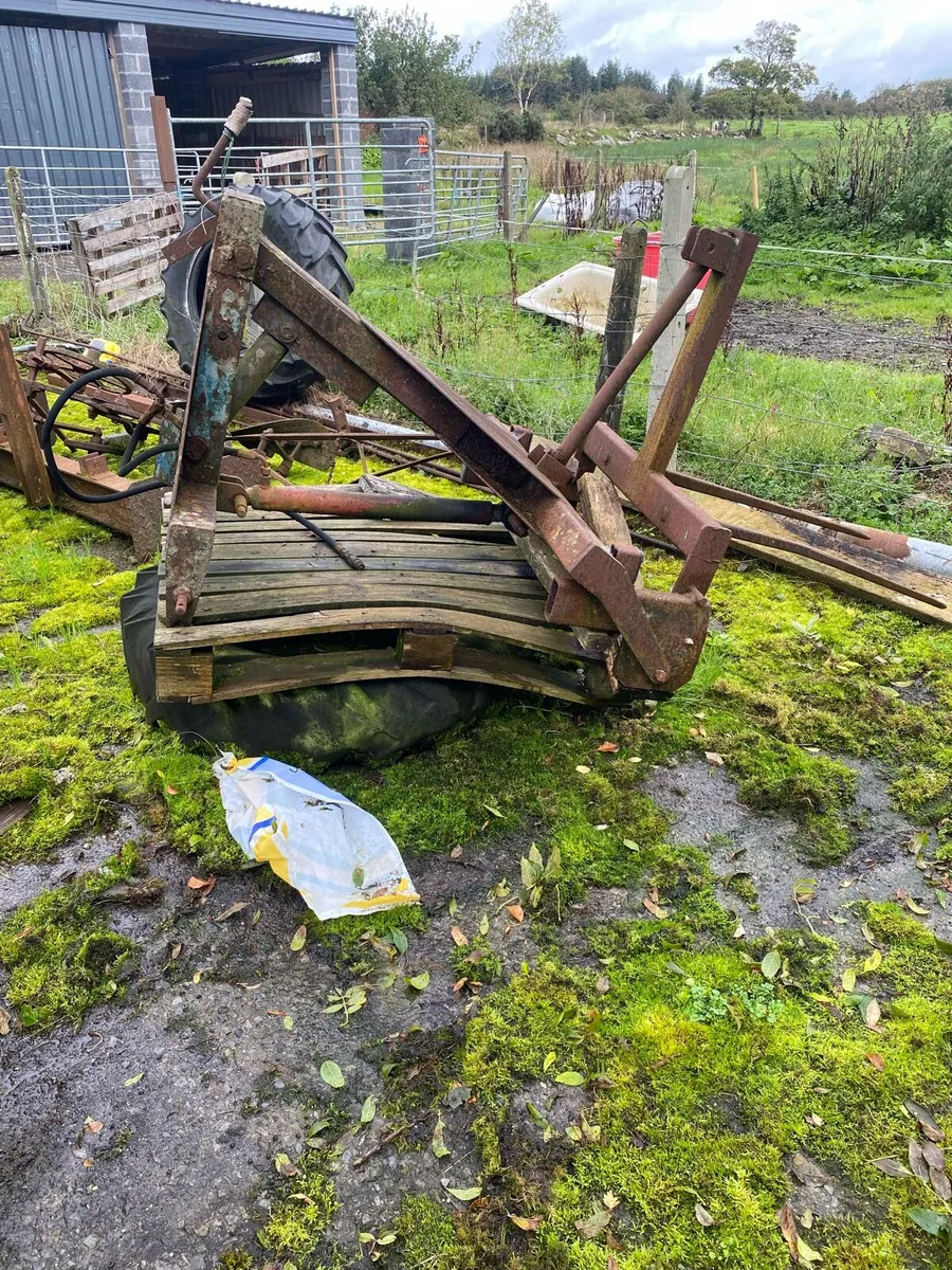 Back loader - Image 1