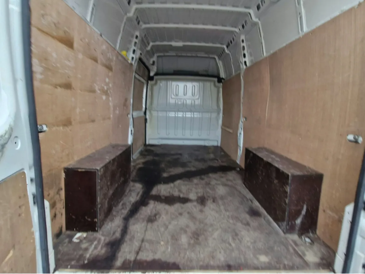 Citroen Relay 35 L3H3 BLUEHDI 130 3DR - Image 3