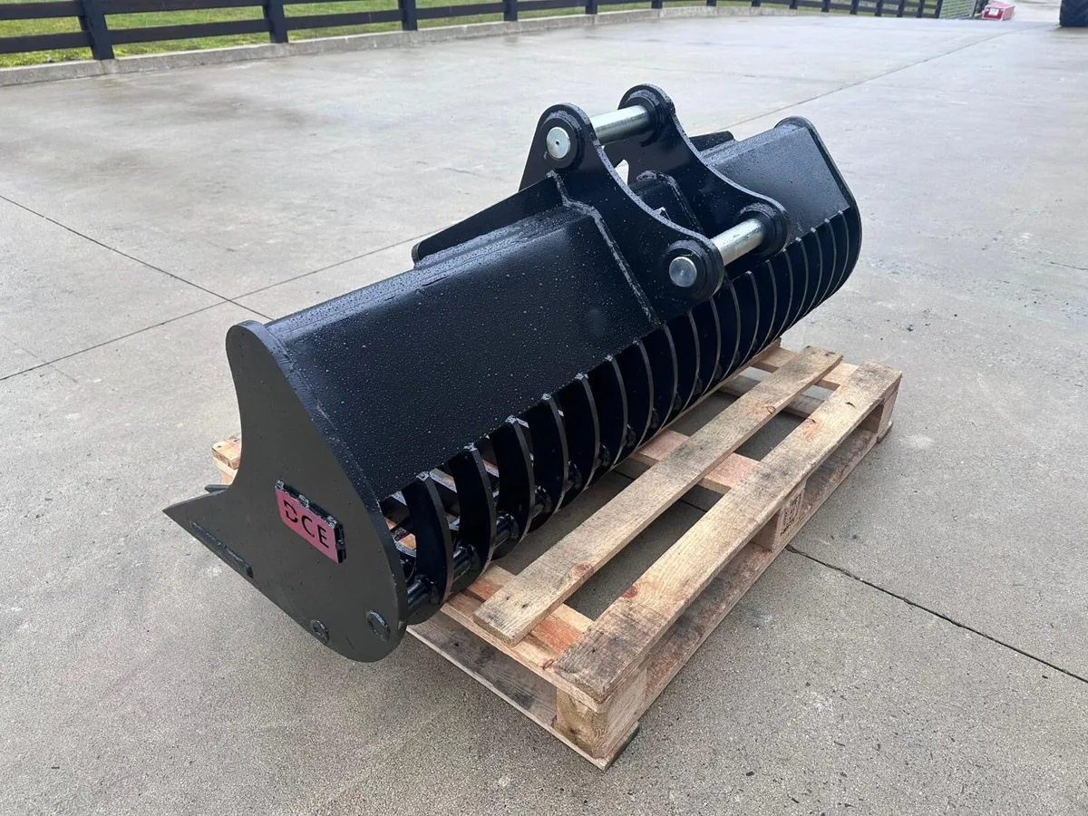 New DCE 6-8 ton lawn rake - Image 3