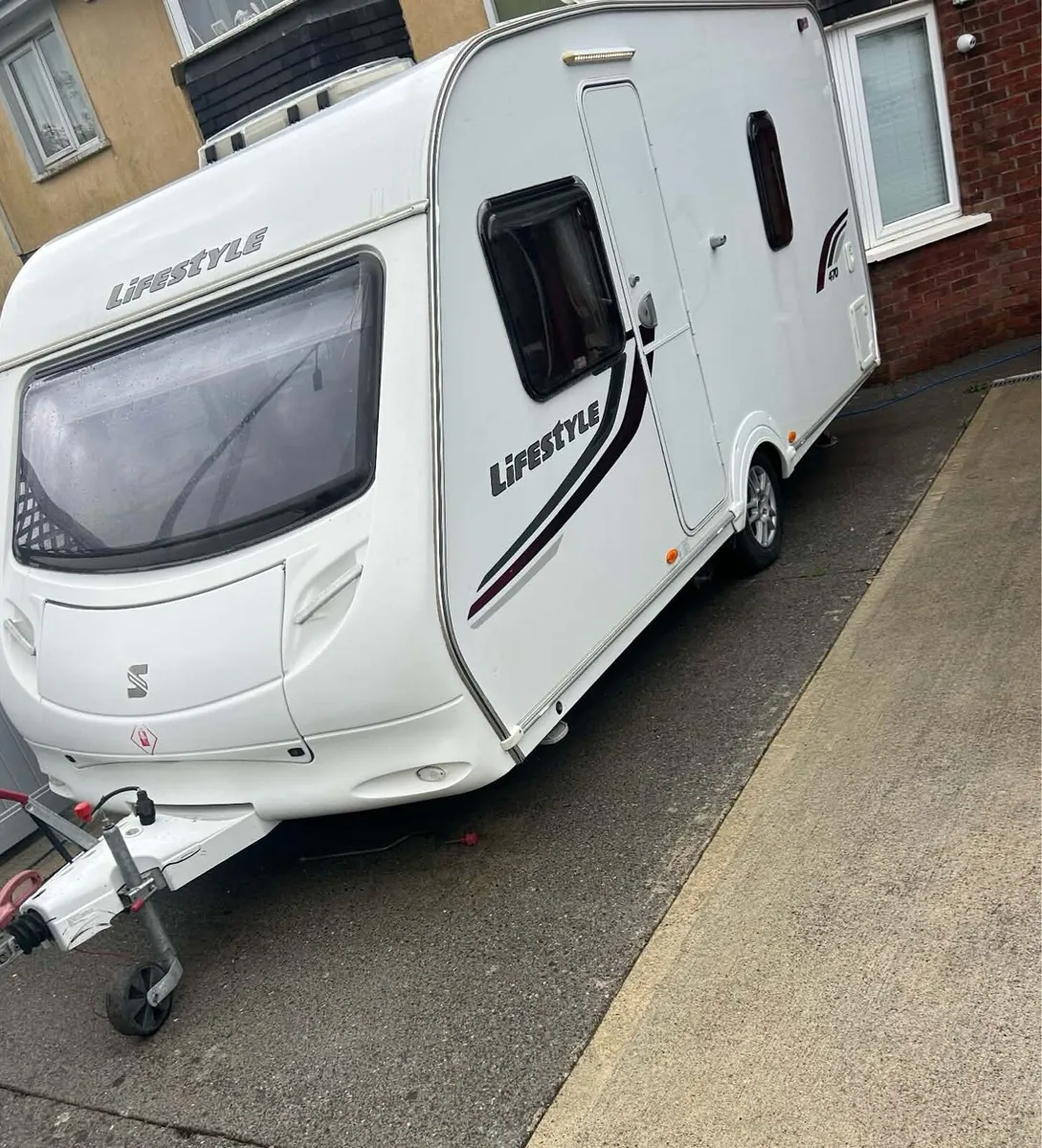 Swift Sprite 2011 Caravan - Image 1