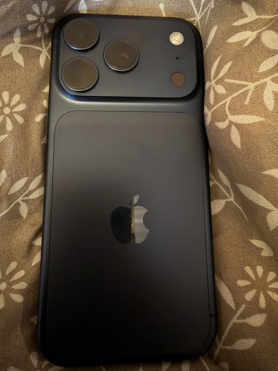 Iphone 17 Pro 256GB - Image 1