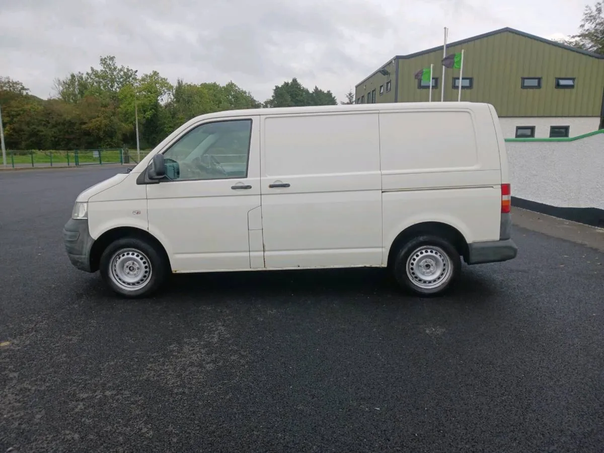 2008 transporter 1.9 tdi , tested taxed 3250 euro - Image 4