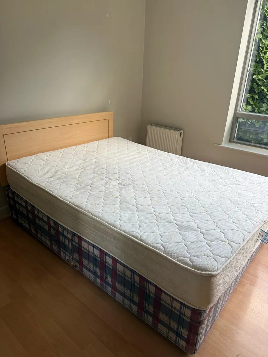 Double bed - Image 4