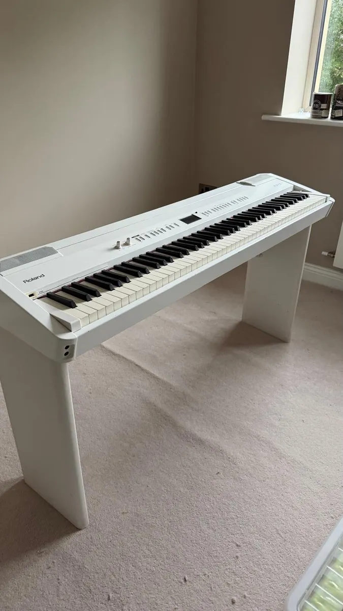 Keyboard electric - Image 1