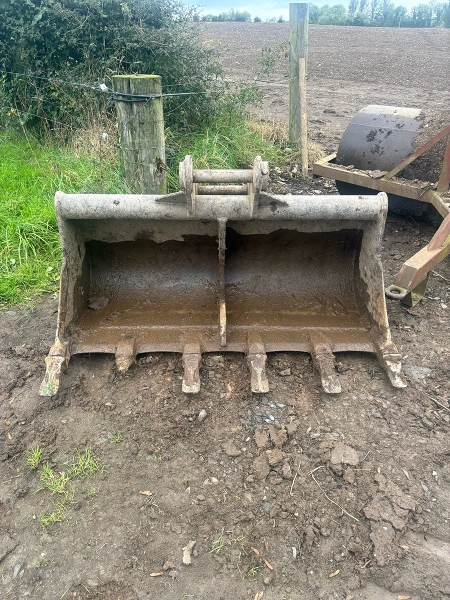 Ditching bucket - Image 1