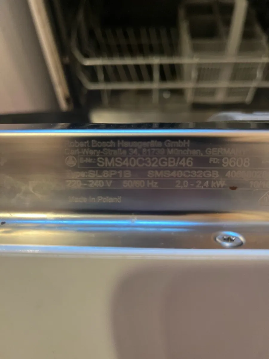 Dishwasher - Image 2