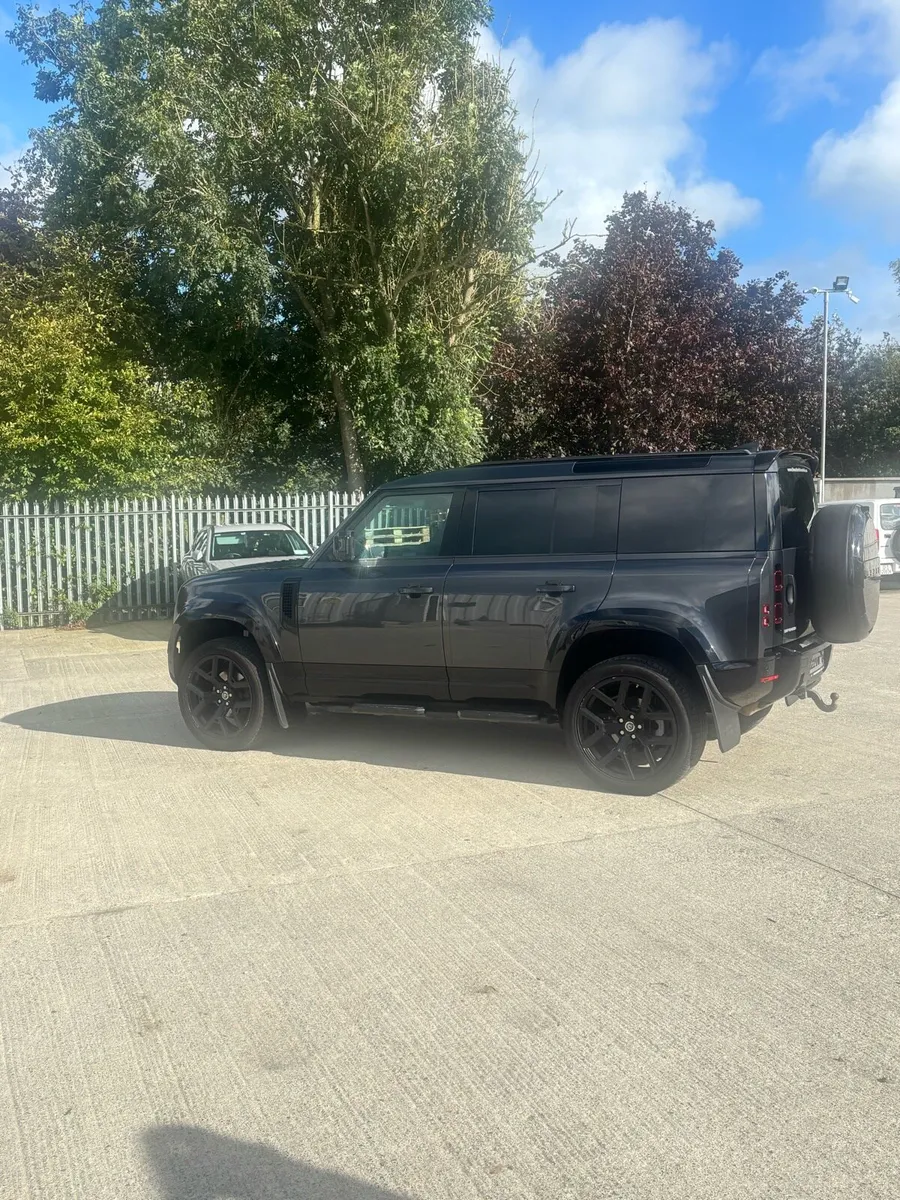Landrover defender 110 3.0 diesel - Image 1