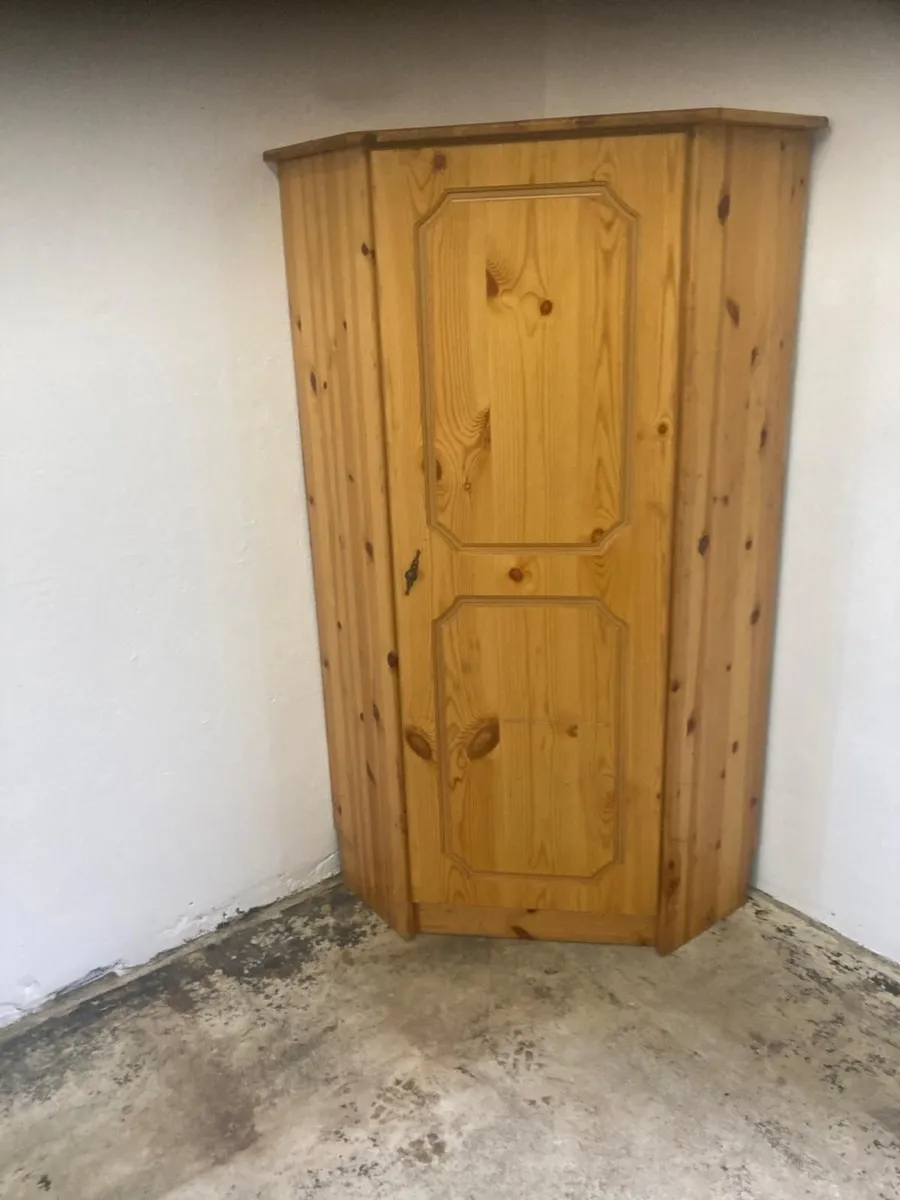 Wardrobe (Pine) - Image 3