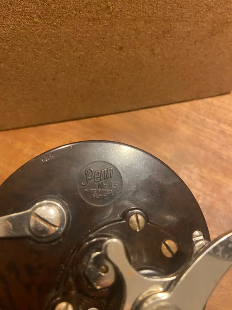 Vintage Fishing Reel - Image 2