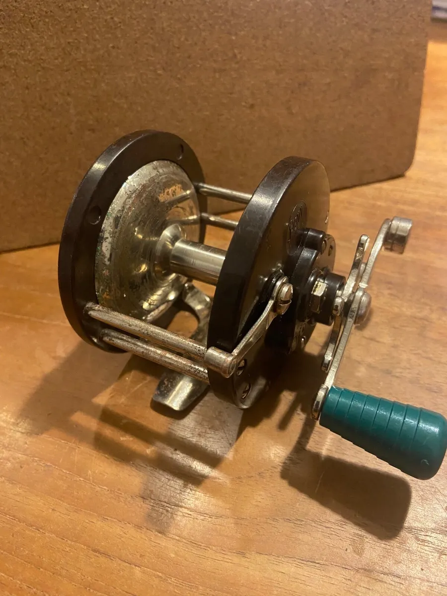 Vintage Fishing Reel - Image 1