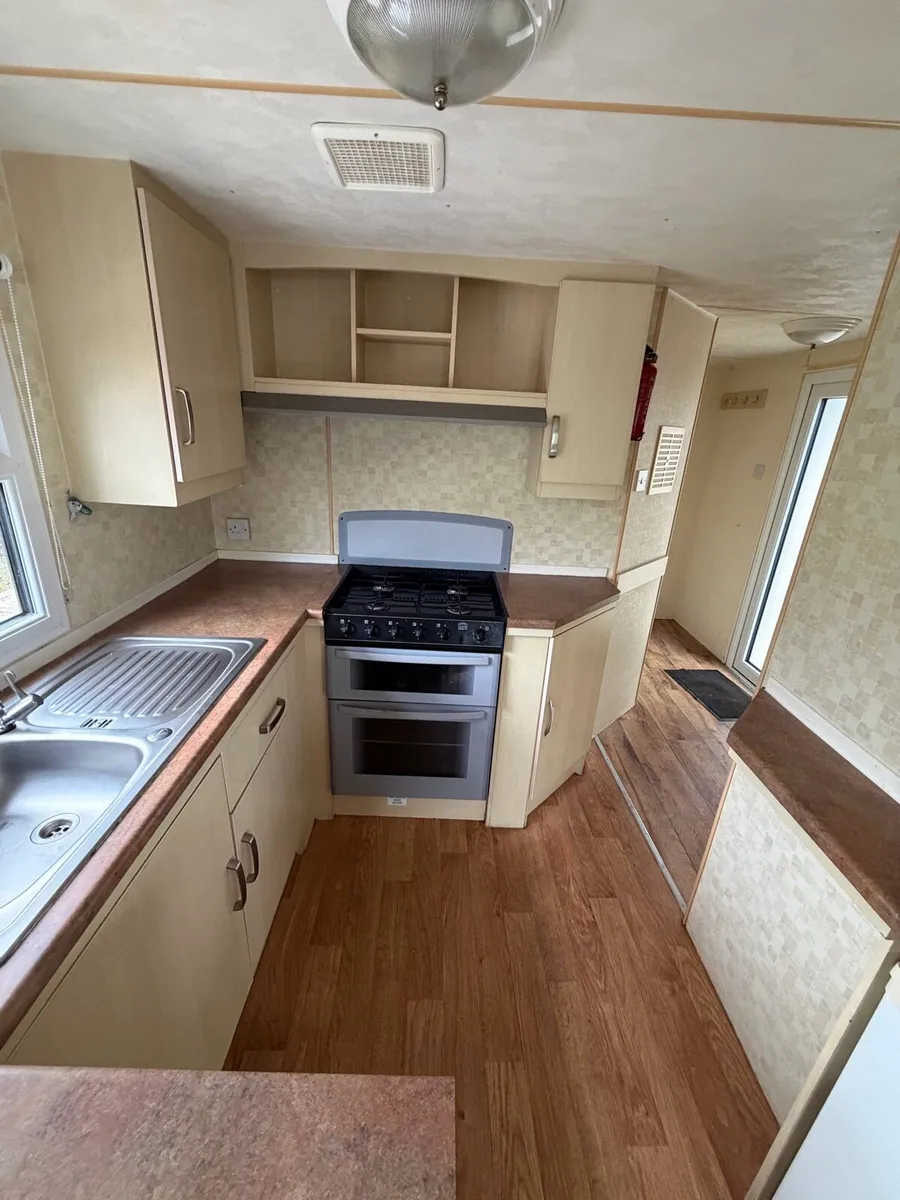 Mobile Home - Image 4