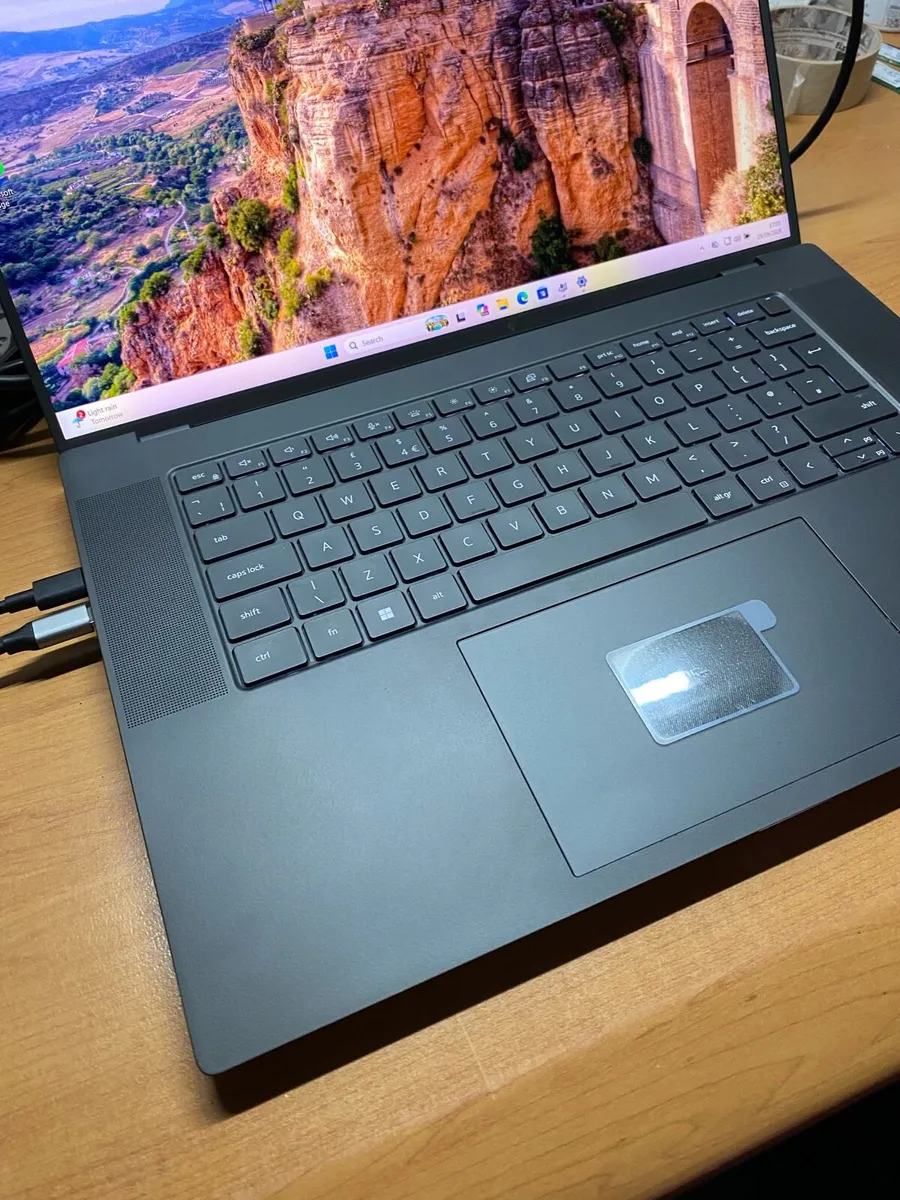 Dell precision i7 processor 13 generation - Image 3