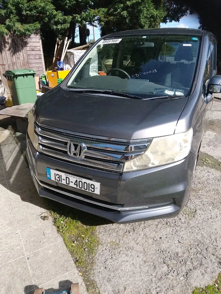 Honda stepwagon - Image 1