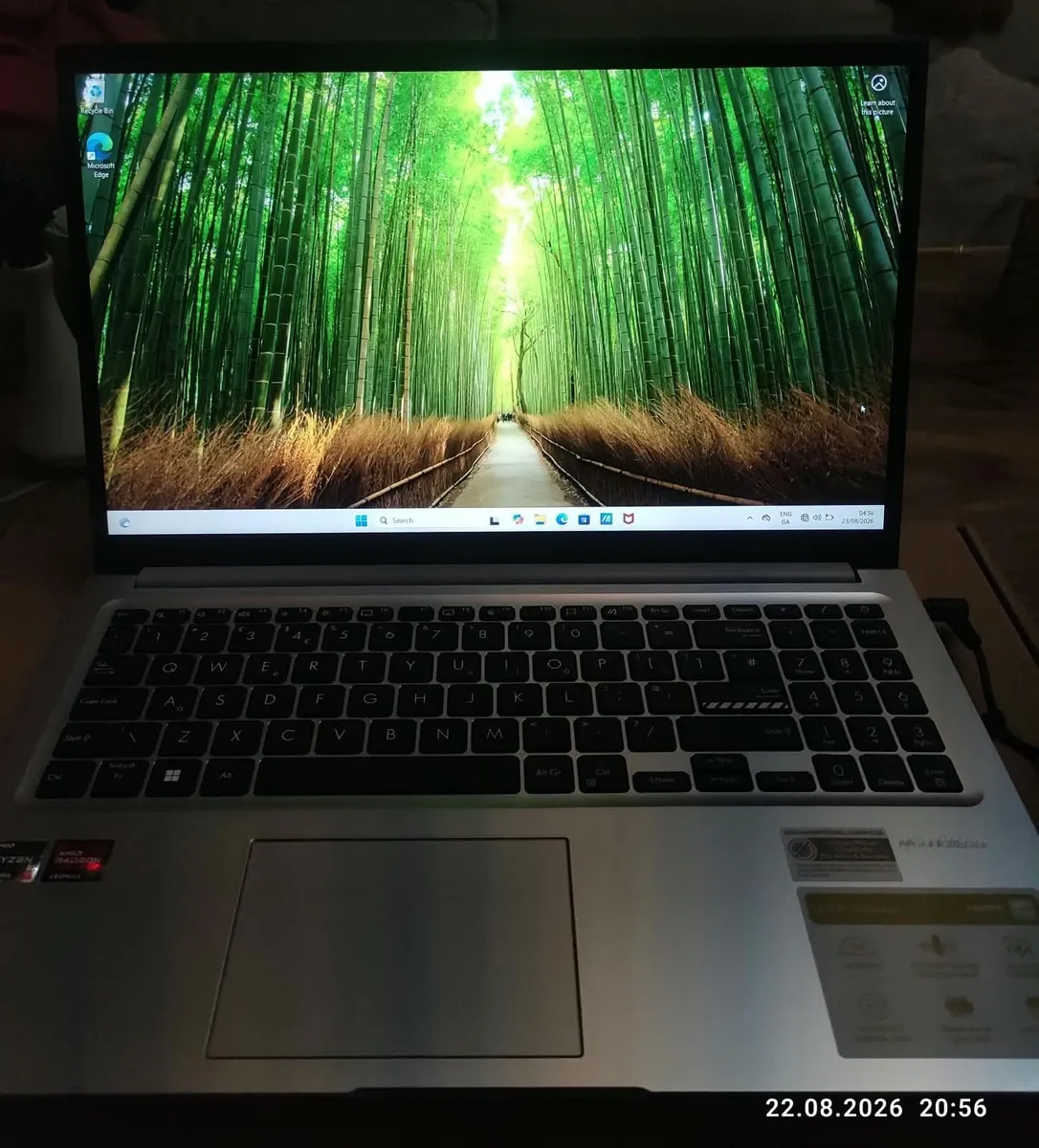 Asus Vivobook M1502Y - Image 2
